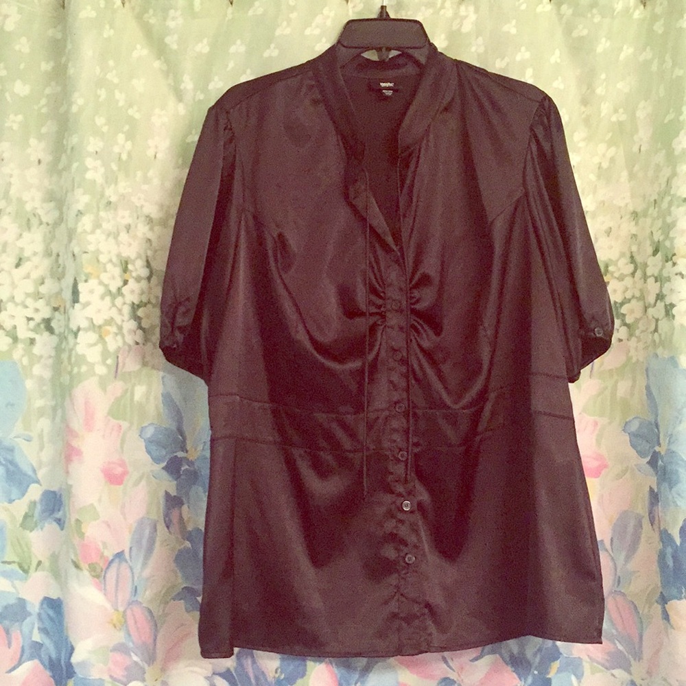 Black "satin" Blouse 20w-22w 1X fit